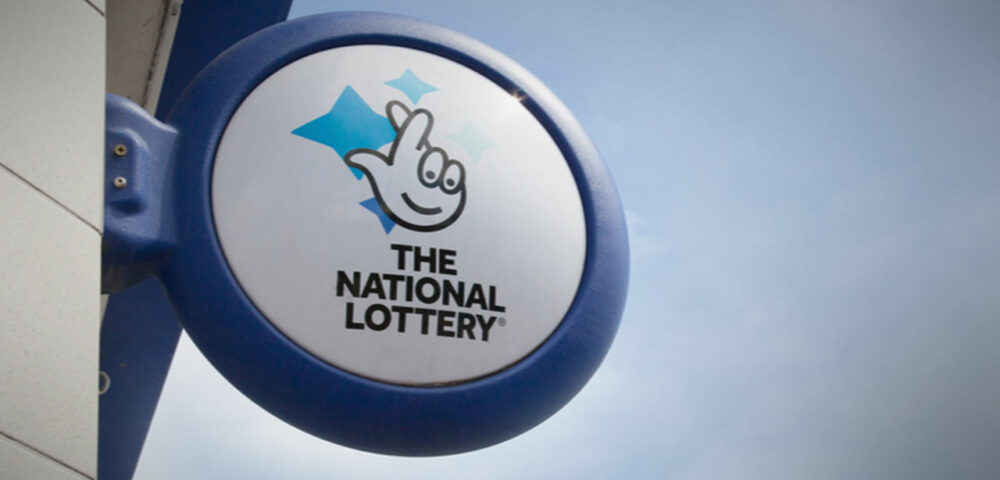 Óriás botrány, gigabüntetés a National Lotterynél a UK-ban